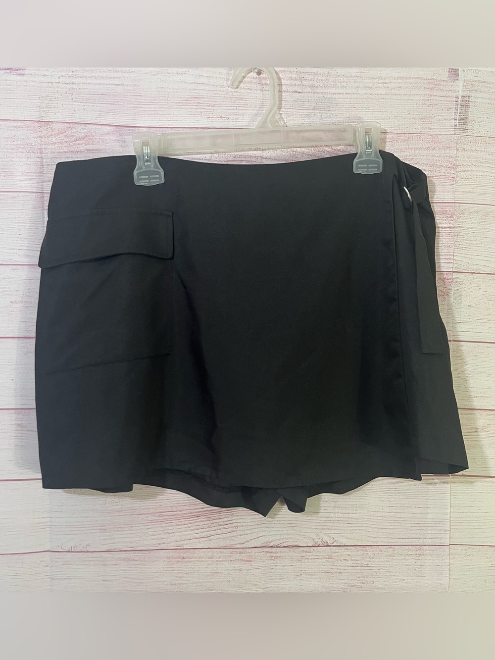 Lovefool Black Wrap Skort Size‎ XL